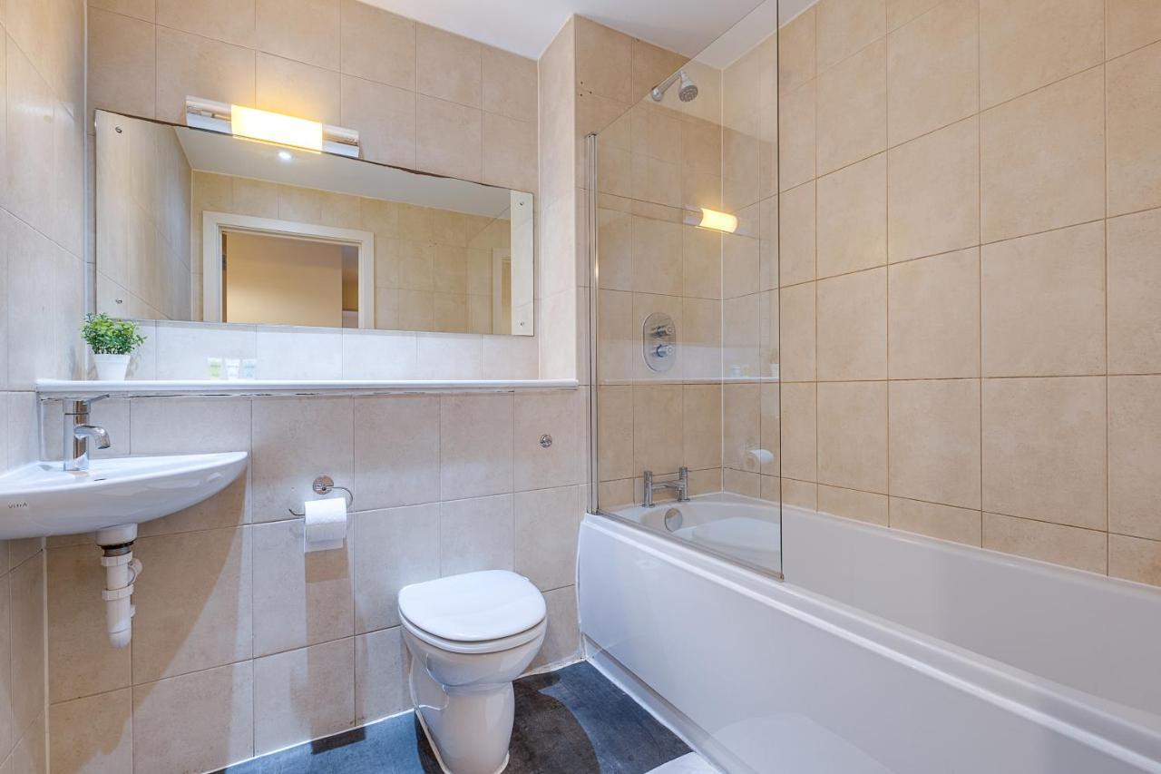 Haus City Centre 2 Bedroom Apartment L Parking L Balcony L Wifi L Smart Tv L Arcadian L China Town Birmingham Exterior foto